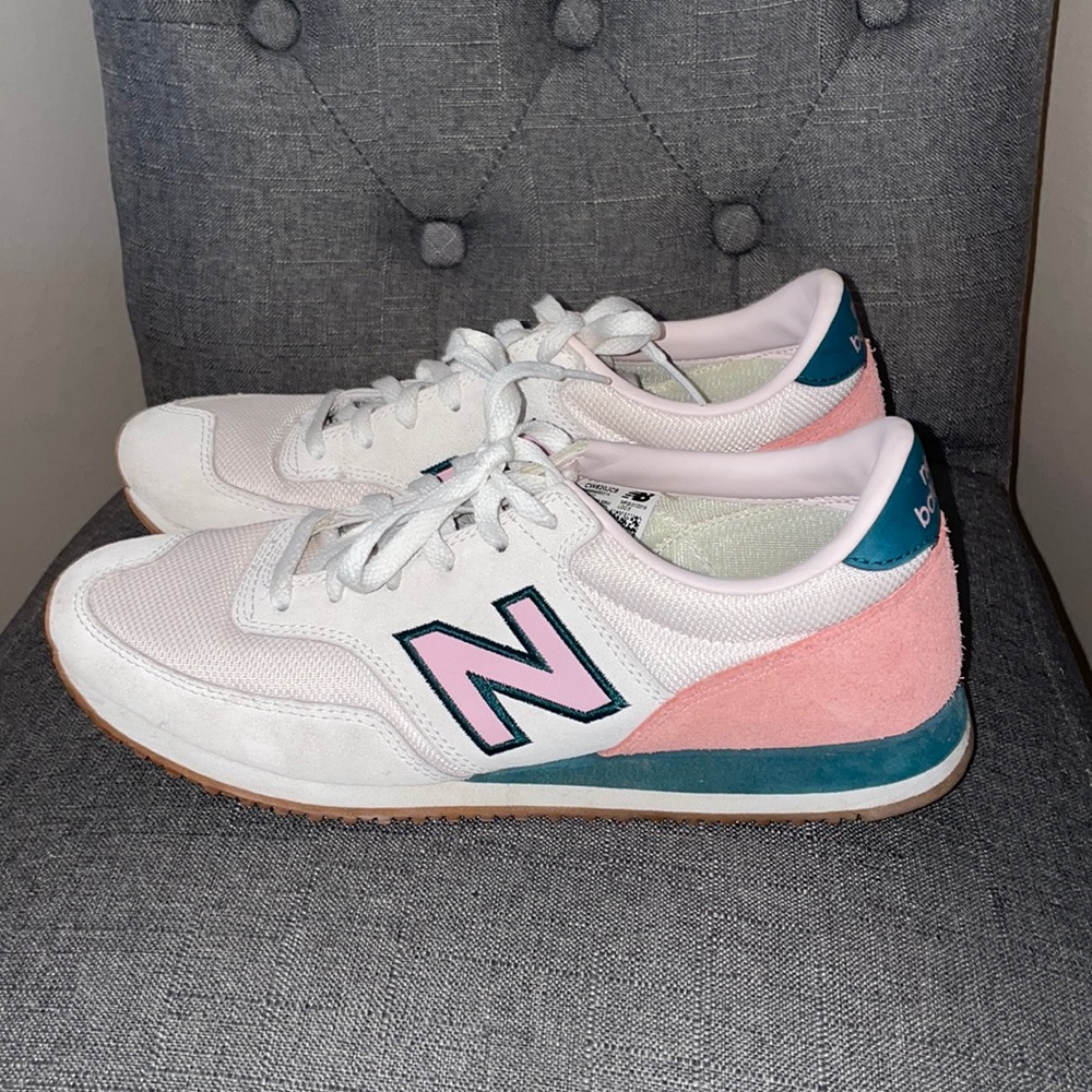 Women’s New Balance Sneakers